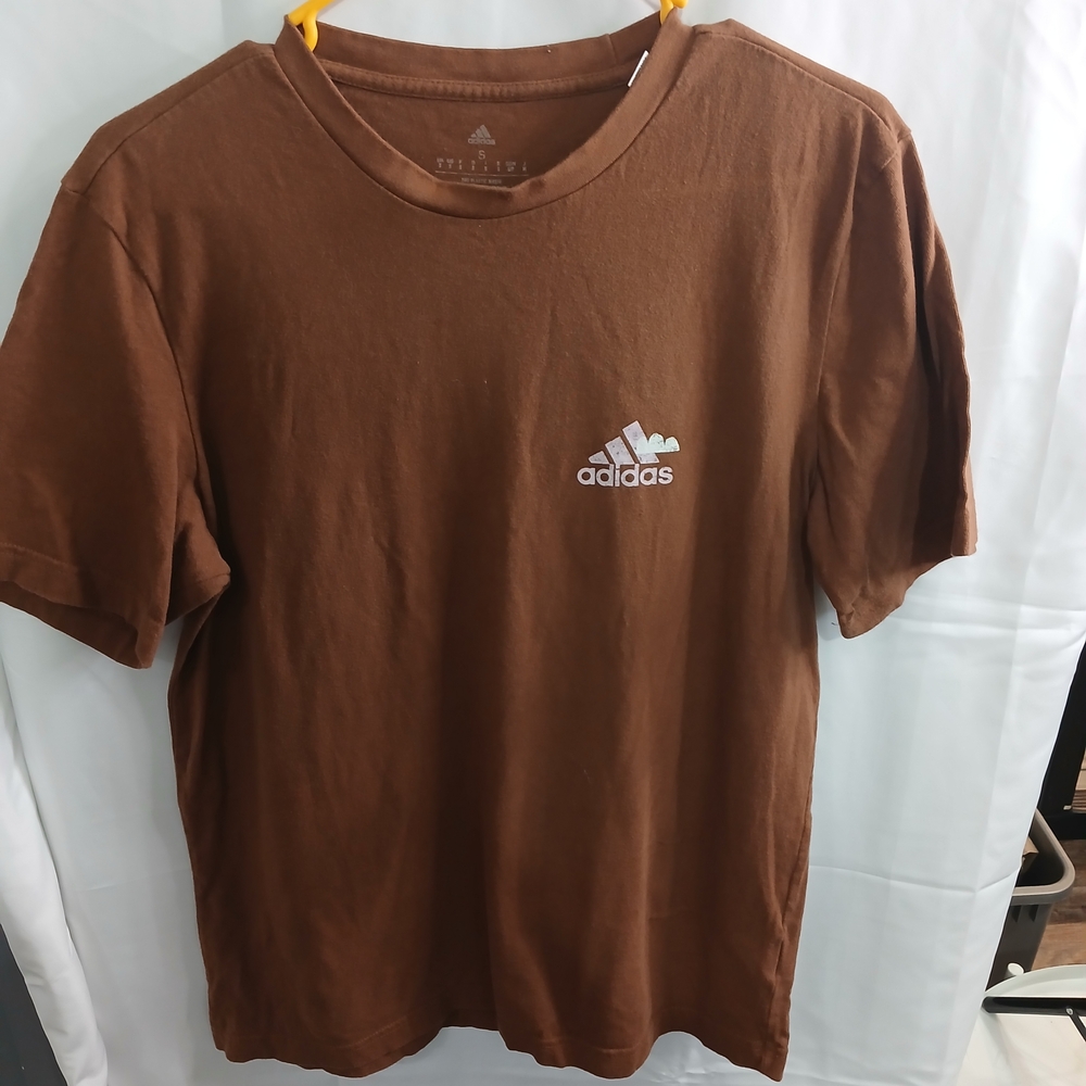 adidas Brown Short Sleeve Crew Neck Tee with Small White Logo